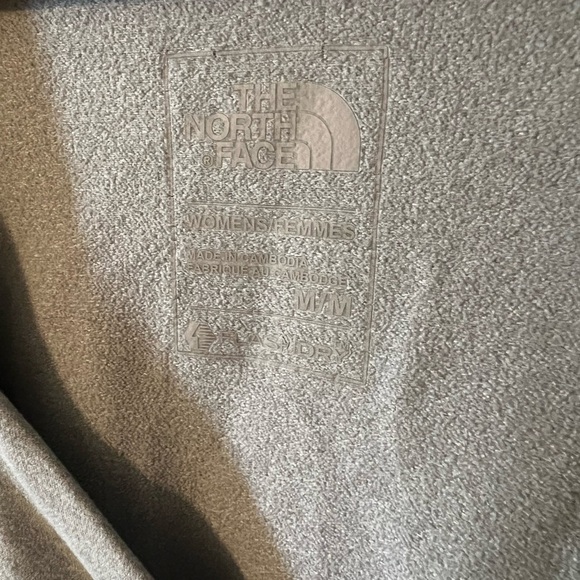 The North Face Women’s Gray Motivation Cropped Wrap Sweater Hoodie Size Medium - Picture 4 of 8